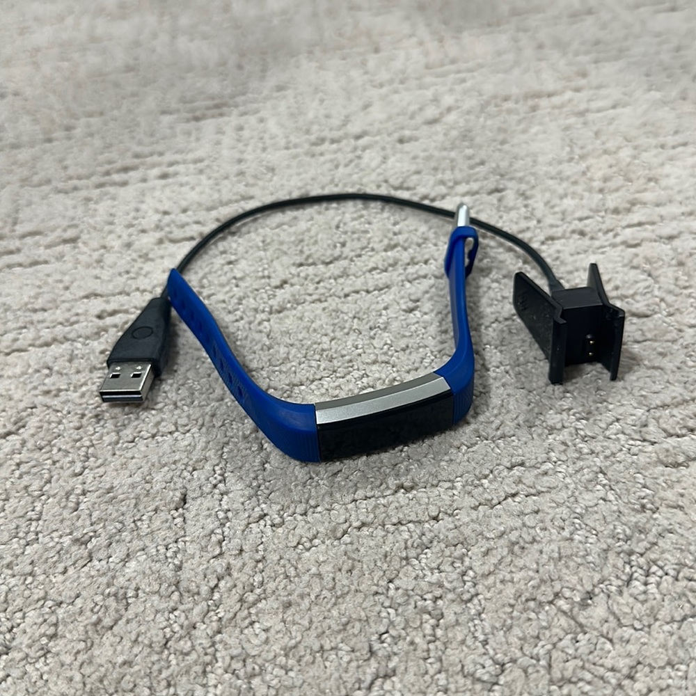 Fitbit Ace kids watch- blue